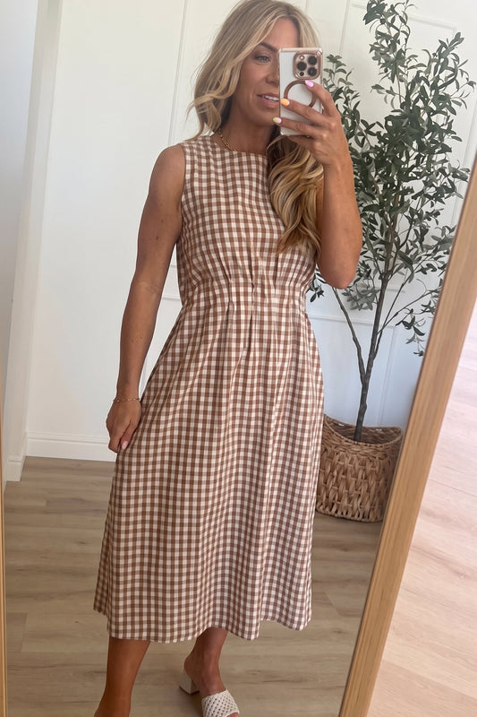 Effortless Gingham Sleeveless Midi Dress