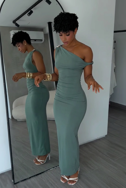 One Shoulder Hardware Ruched Maxi Dress
