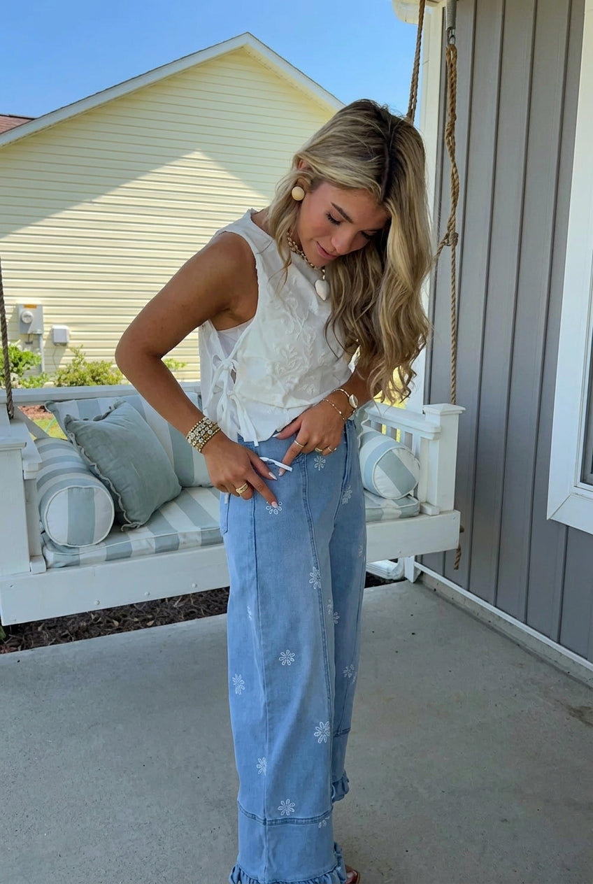 Ruffle Hem Floral Embroidered Cropped Jeans