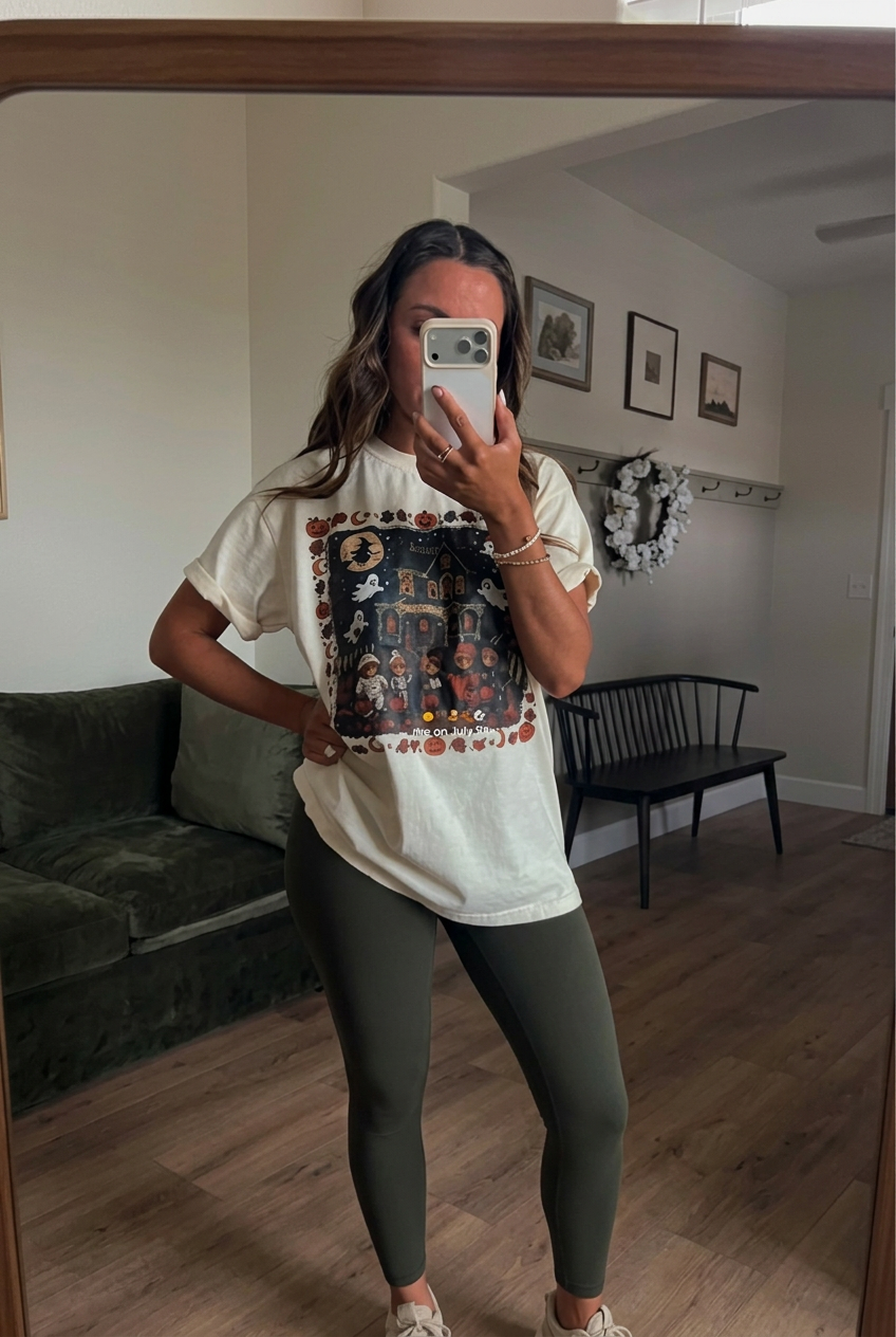 Vintage Halloween Bear Graphic Tee