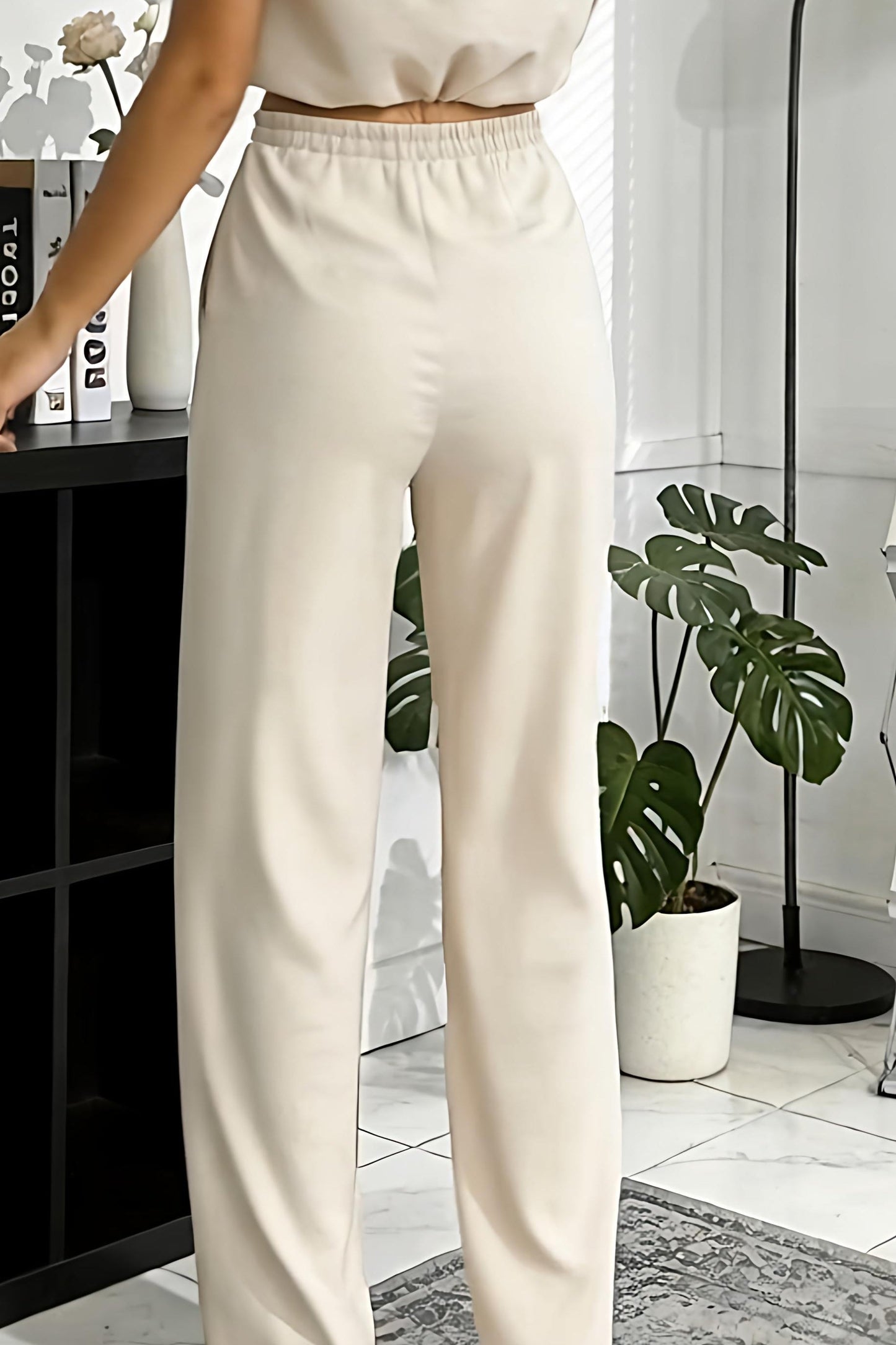 Sleeveless Crop Top & Wide-Leg Pants Set