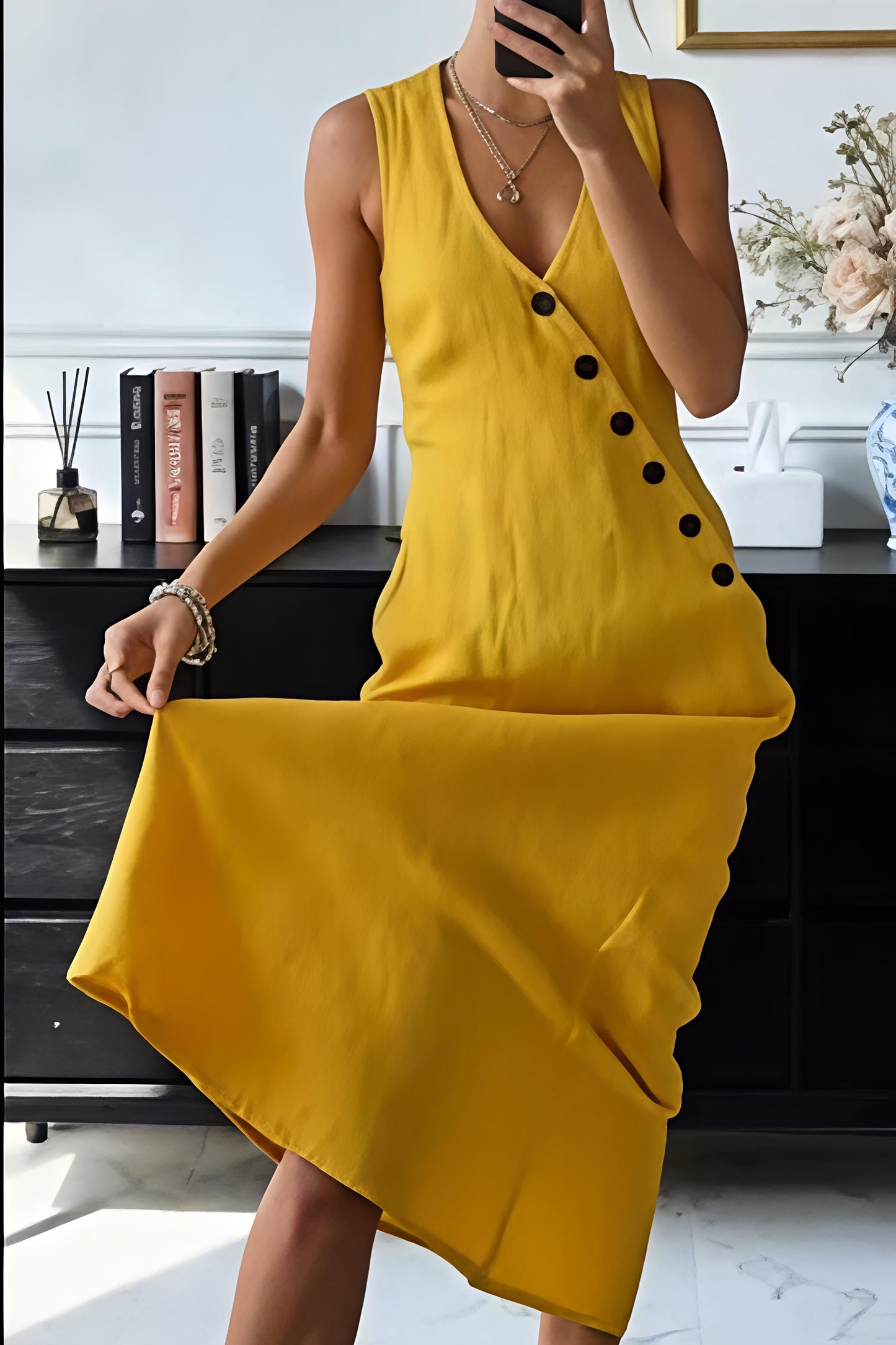 Women's Sleeveless V-Neck Midi Dress
