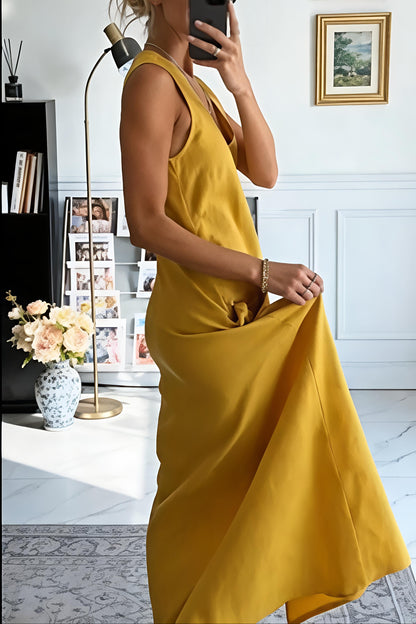 Women's Sleeveless V-Neck Midi Dress