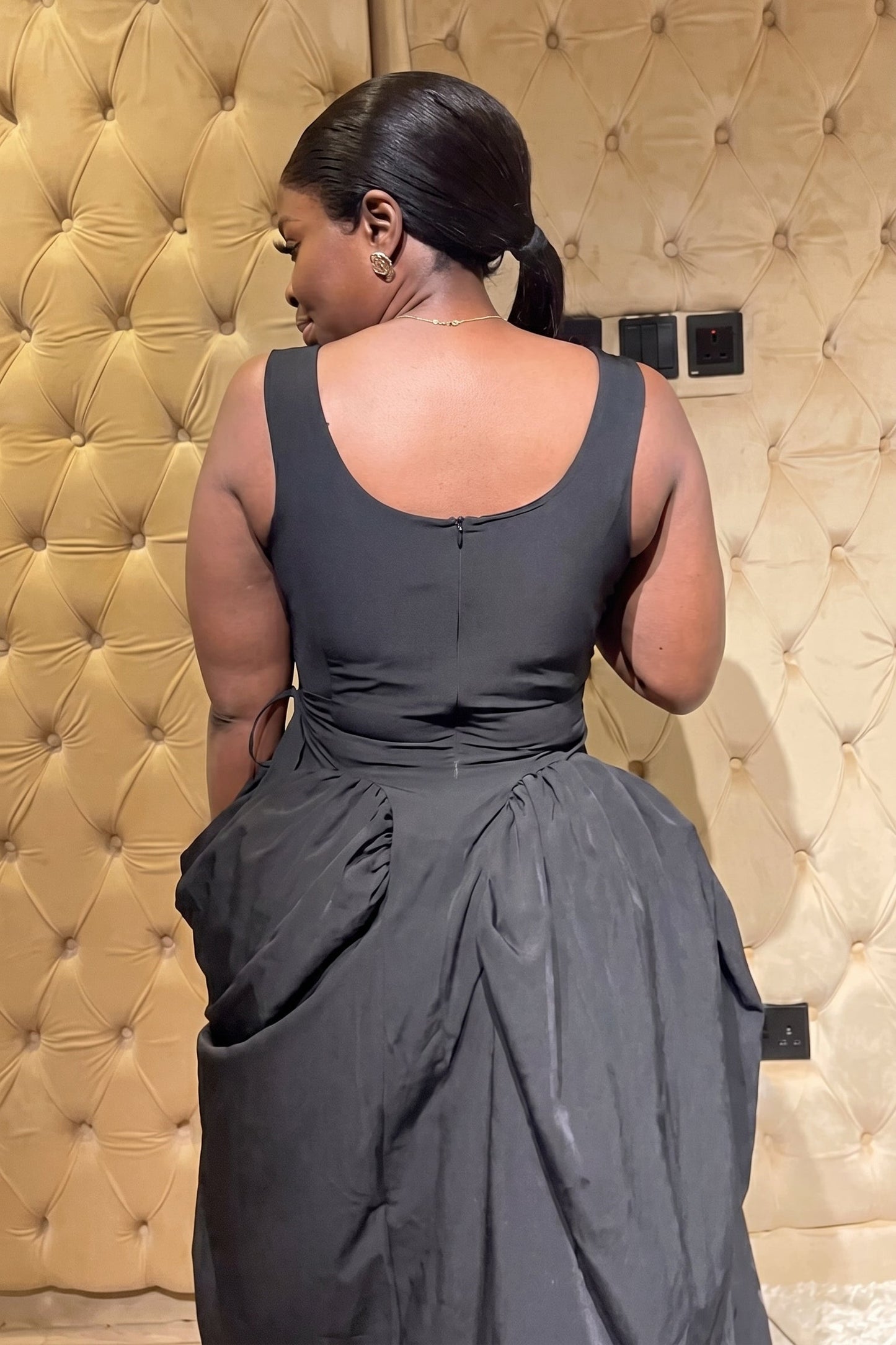 Black Sleeveless Cinched Waist Tie Maxi Dress