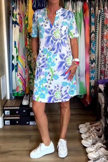 Short-Sleeved Floral V-Neck Dress