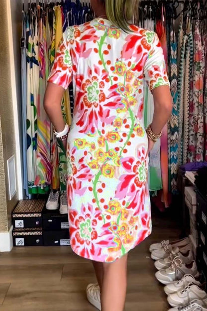 Short-Sleeved Floral V-Neck Dress
