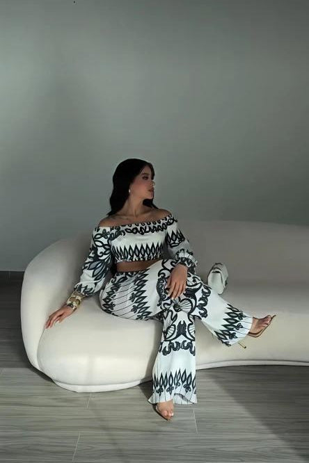 ✨ Elegant Off-Shoulder Printed Two-Piece Set